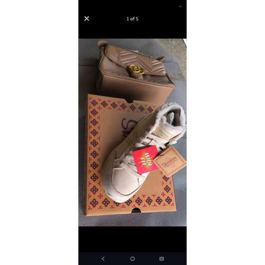 Women sneakers by Skechers